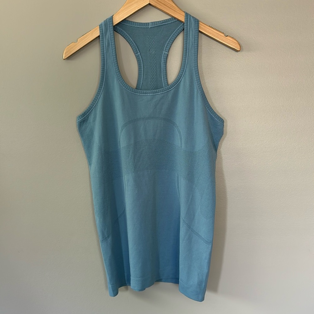 Lululemon Swiftly‎ Tech Racerback Sz 8